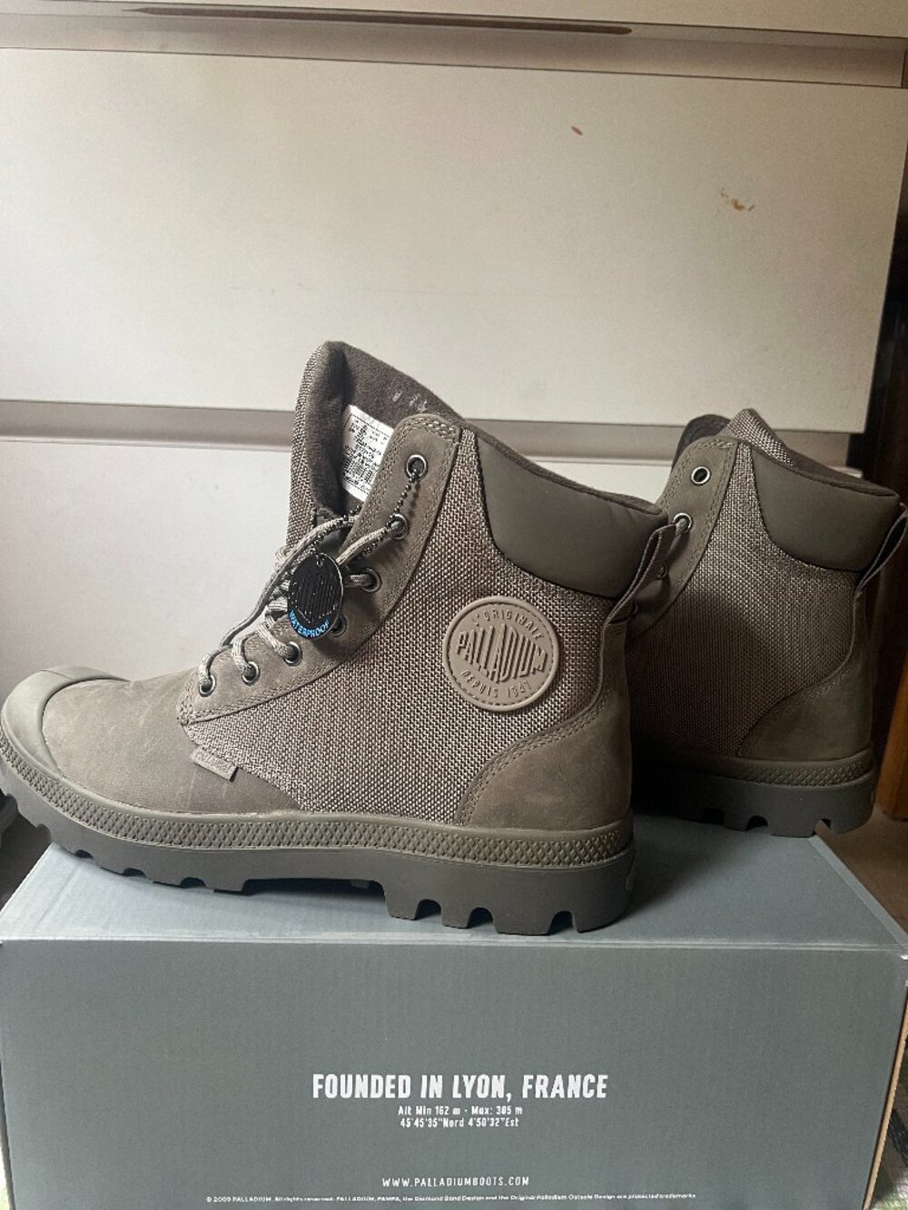 NWOT Palladium Pampa Lite | Men's